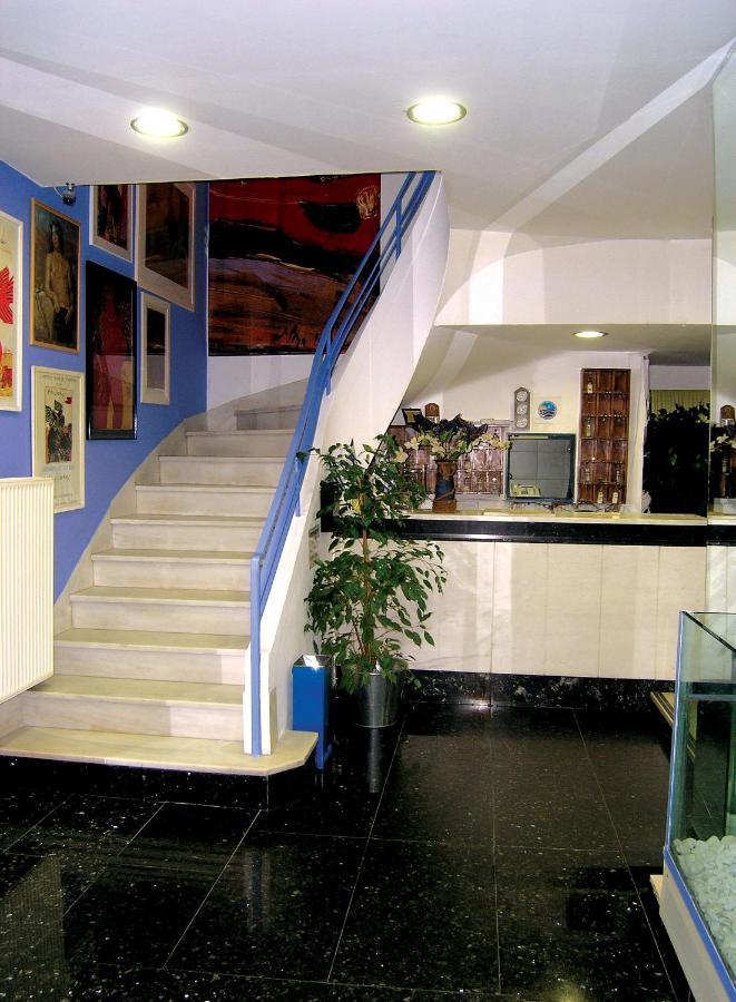 Roy Hotel أثينا المظهر الخارجي الصورة